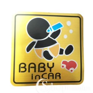 Autokleeps Baby in car gold