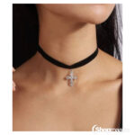 Kaelaehe choker Cross choker