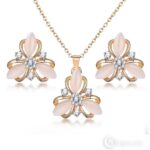 Kaelakee ja kõrvarõngad  Gold flower set