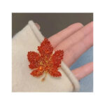 Pross Maple leaf brooch