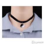 Kaelaehe choker Yin Yang choker