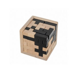 Puidust kuubik – loogikamõistatus lastele ja täiskasvanutele