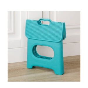 Saliekams plastmasas taburete – izturīgs un praktisks palīgs virtuvei un mājai