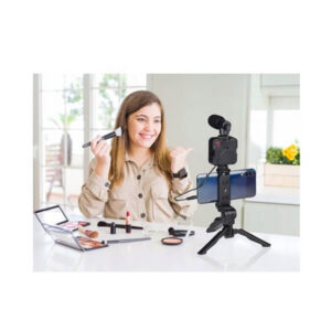 Vlogging komplekt: statiiv, mikrofon, telefonihoidik ja videosalvestuse lisad