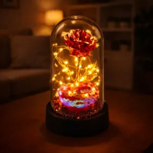 Igavene kristallroos kuplis LED-valgustusega – punane südame ja konfettidega (14 × 8 cm)